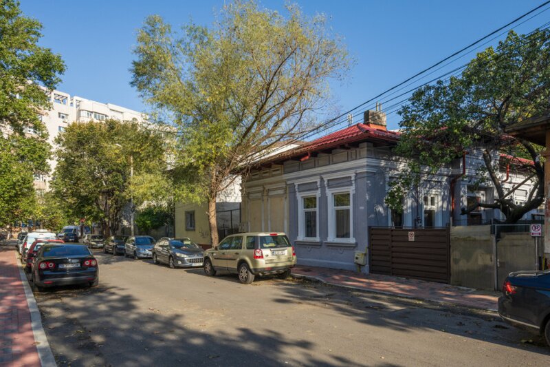 Vitan Casa interbelica cu farmec, in apropiere de Mall Vitan