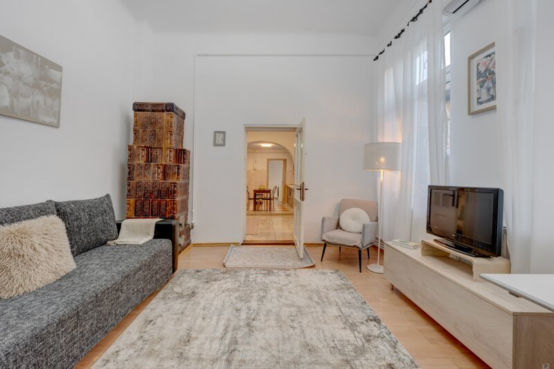 Vitan Casa interbelica cu farmec, in apropiere de Mall Vitan