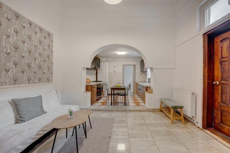 Vitan Casa interbelica cu farmec, in apropiere de Mall Vitan